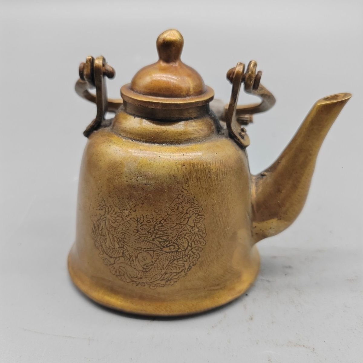 Collectible Vintage Wine - Antica Teiera Vintage in Ottone con