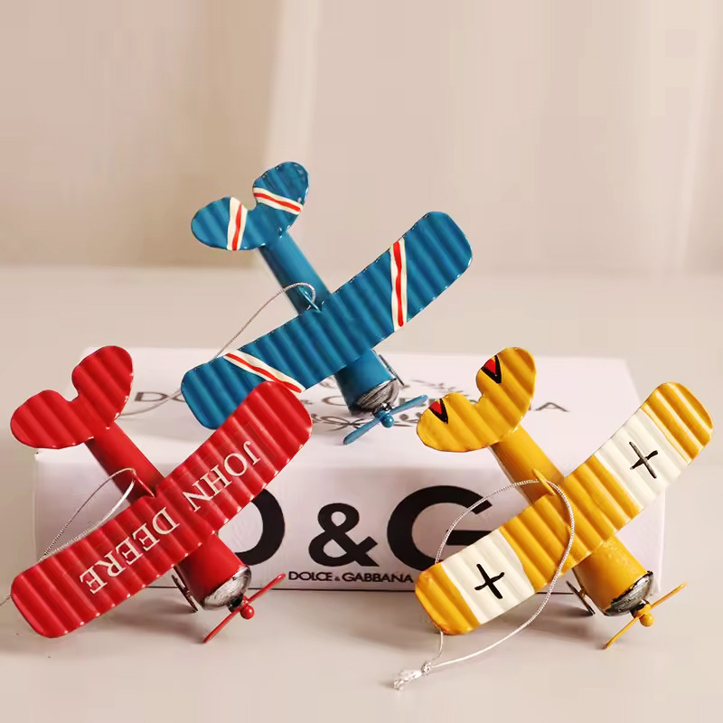 Modellino di Aereo Vintage in  - Vintage Collectible Ornaments recensione e prezzo